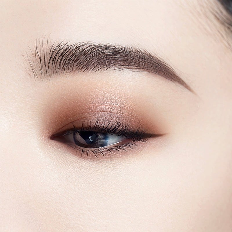 بينيتي لندن رموش طبيعية - شيكا 09