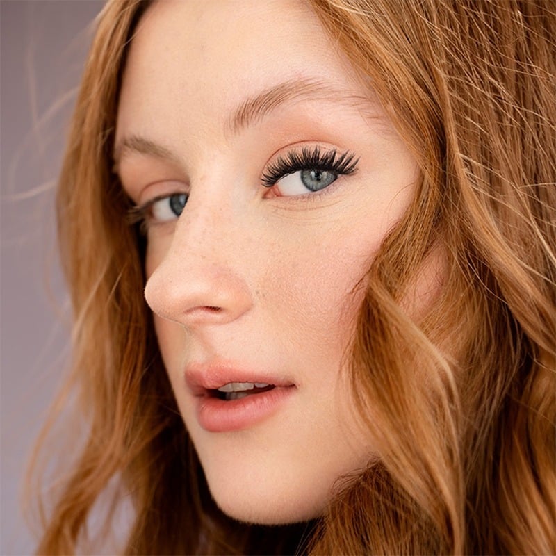 بينيتي لندن رموش طبيعية - توتا 19