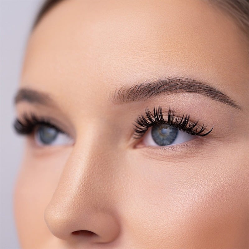 بينيتي لندن رموش طبيعية - لولو 01