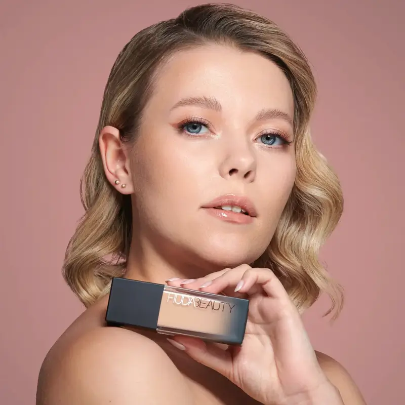 هدي بيوتي كريم أساس -35مل