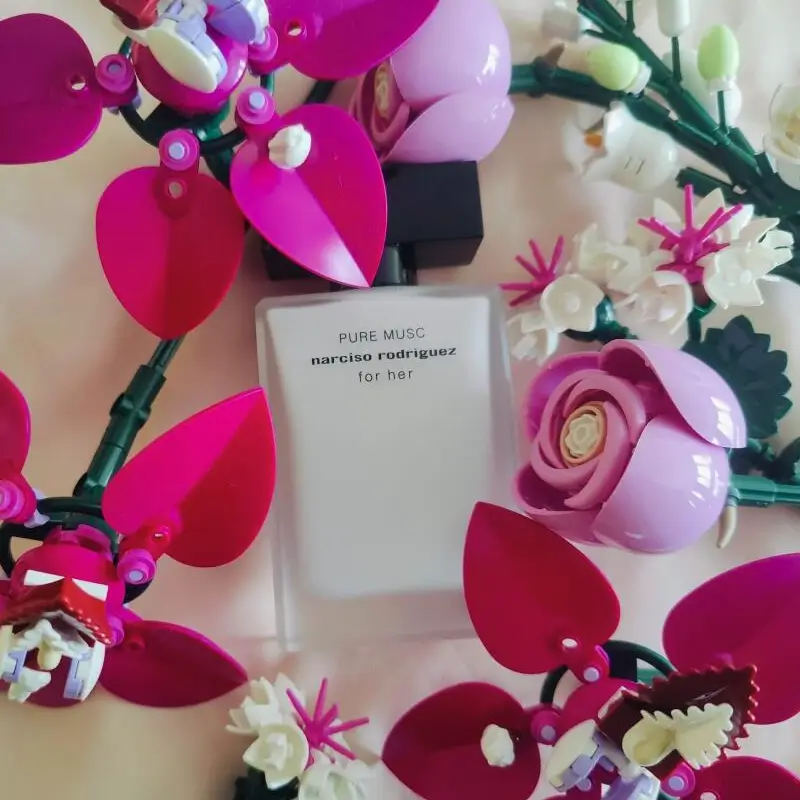 نارسيسو رودريغيز عطر فور هير بيور مسك أو دي بارفان